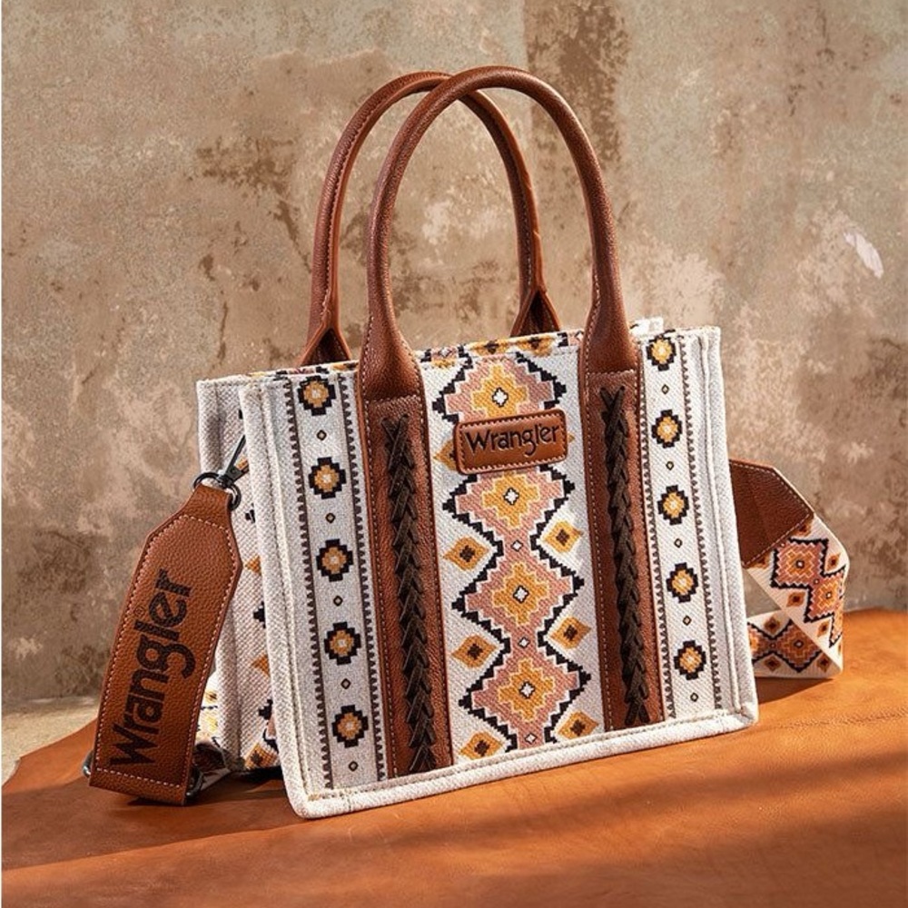 Wrangler Aztec Purse - Picture 2 of 10